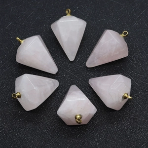 Ciondolo Naturale al Quarzo Rosa a Piramide Sfaccettata Con Gancio in Metallo Dorato Per Creazione di Gioielli Fai da Te Regalo Donna