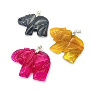 Trois pendentifs éléphant en pierre naturelle agate et calcédoine pour bijoux DIY