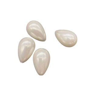 Set di 4 perle sintetiche bianco crema cangianti a forma di goccia per gioielli DIY
