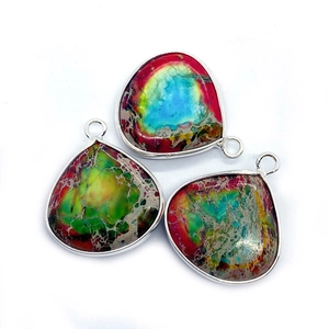 Pendentifs goutte en pierre impériale avec lunette argentée pour création de bijoux