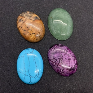 Cabochon ovali 30x40mm in pietre naturali lucide tra cui turchese, agata e avventurina
