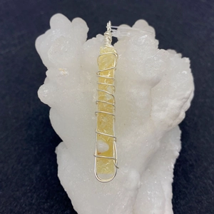 Natuurlijke gele kwarts hanger met zilveren draadwikkel voor het maken van sieraden