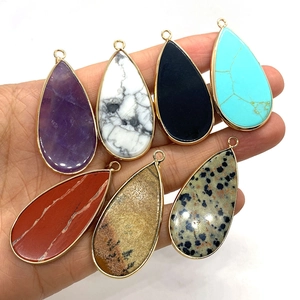 Set de 7 colgantes de piedra natural en forma de gota con bordes dorados para DIY