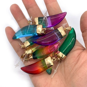 Ciondoli in pietra sfumata a forma di corno con clip in metallo dorato per gioielli DIY