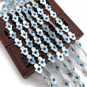 Cuentas de concha natural con mano de Hamsa y ojo turco para hacer joyas