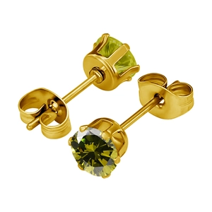 Detalle de pendientes chapados en oro con piedras de circonita cúbica redondas verde oliva