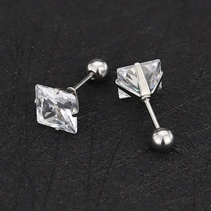 Orecchini a perno quadrati in zircone e acciaio inossidabile con chiusura a vite