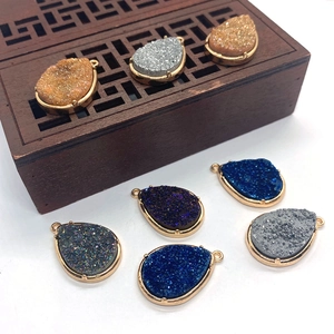 Naturstein Tropfen Druzy Anhänger Gold Plattiert Legierung Eingefasst Kristall Charme Für DIY Schmuckherstellung Halskette Zubehör
