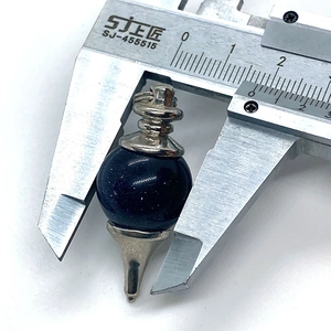 Detailed measurement of a 3.5cm teardrop blue sandstone pendulum with silver metal fittings