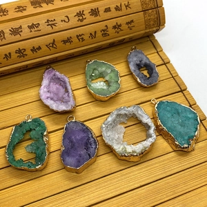 Natürliche Druzy Achat Geode Wassertropfen Anhänger mit Metalleinfassung für DIY-Schmuck