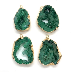 Green natural crystal geode druzy pendants with gold plated edges for DIY jewelry