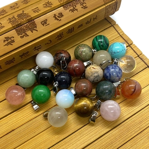Lot de pendentifs sphères de 14 mm en pierres naturelles avec bélières en métal argenté