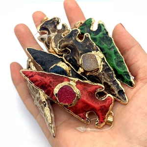 Pendentifs flèche en pierre naturelle et résine avec placage doré pour bijoux DIY