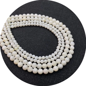 Gepolijste natuurlijke witte schelpkralen in diverse maten voor DIY sieraden maken