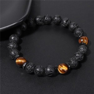 Natuurlijke tijgeroog en zwarte lavasteen kralenarmband met metalen tussenstukjes