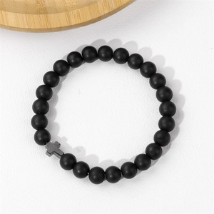 Herren Armband aus schwarzen matten Steinperlen mit Hämatit-Kreuz und Tigerauge-Stein