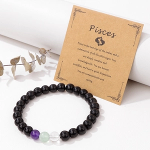 Bracciale zodiacale Pesci con perle nere lucide e carta della costellazione minimalista