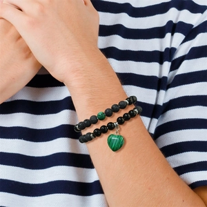 Double-layer volcanic stone and malachite bead bracelet with heart pendant on wrist