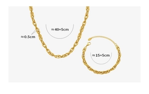 Vue détaillée de l'ensemble de bijoux dorés avec dimensions du collier et du bracelet