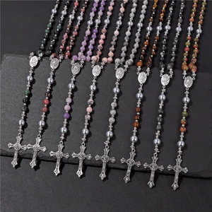Natuurstenen kralen rozenkrans ketting 6mm met kruis hanger en Maria medaille