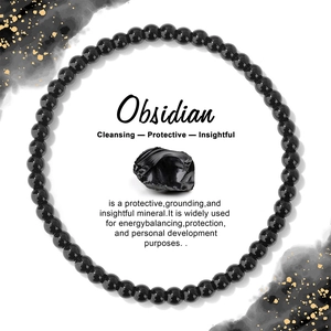 Dettaglio del bracciale con perline di ossidiana nera lucida da 4 mm e pietra minerale