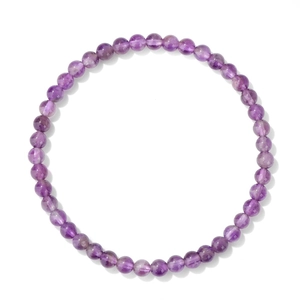 Bracciale elastico da donna con perline di ametista naturale da 4 mm su fondo bianco