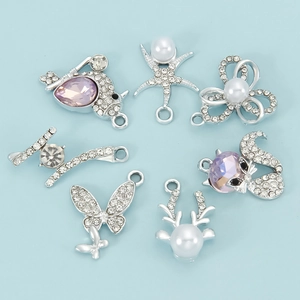 Set de 7 colgantes plateados con perlas y cristales para creación de joyas DIY
