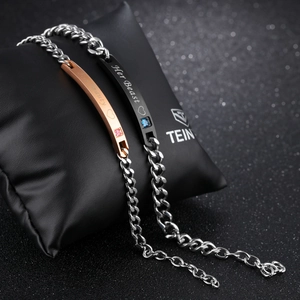 Bracelets couple en acier inoxydable avec gravure His Beauty et Her Beast