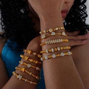 Bracciale da Donna in Acciaio al Titanio con Zirconia Farfalla e Cuore Placcato Oro Argento Regolabile Gioielli di Moda Elegante Accessorio per Pendolari