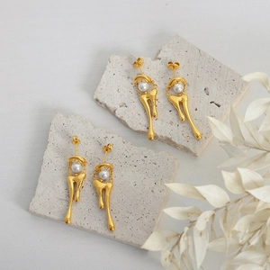 Lava geometric drop earrings in gold plated titanium steel with lustrous white pearls