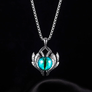 Collana gotica vintage con ciondolo occhio di drago e catena in acciaio inossidabile
