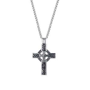 Collana con croce celtica in argento retrò con finitura vintage e catena box da uomo