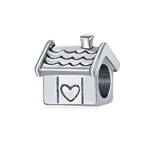 Silberner Haus-Charm mit Herzgravur für DIY-Schmuckherstellung und Weihnachtsgeschenke