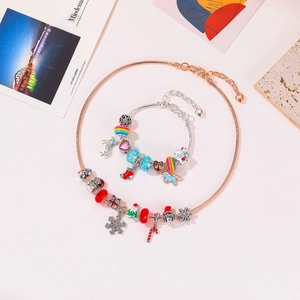Weihnachts-Adventskalender DIY Charm-Armband-Set mit festlichen Roségold- und Silberketten