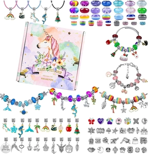 Detail von 150-teiligem DIY Einhorn Schmuckset mit Perlen, Anhängern und Geschenkbox