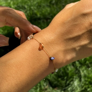 Bracciale Oro in Acciaio Inossidabile Bohemien per Donna Con Pietre Naturali Irregolari Multicolore Gioielli Quotidiani Minimalisti