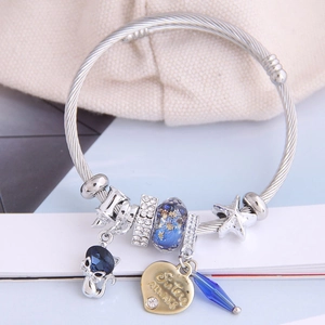 Bracciale da Donna in Acciaio Inossidabile con Charms e Perline in Lega a Forma di Cuore Gatto Stella Cristallo Sisters Always