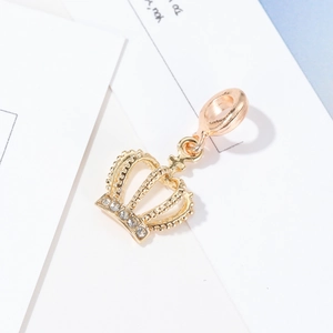 Elegante gouden kroonbedel met strassteentjes voor boho armbanden en kettingen
