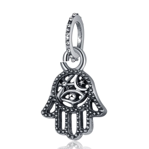 Colgante mano de Fátima étnico con ojo turco y luna en plata antigua de estilo bohemio