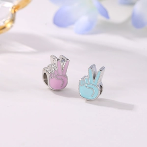Pendentifs DIY signe de la paix main en émail pour bracelets tressés personnalisés