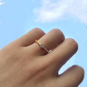 Exquisite Alloy Rhinestone Geometric Ring For Women Minimalist Fashion Seven Stones Inlaid Wedding Engagement Jewelry Finger Ring Gift