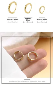 Comparación de tallas de tres pendientes de aro en plata 925 dorada de 6mm, 8mm y 10mm