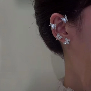Eleganti orecchini a clip a farfalla in argento con strass lucidi per orecchie non forate