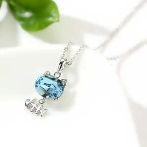 Collar de gato con cristal azul y colgante de espina de pescado móvil para mujer