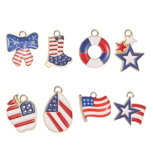 Set aus 8 Emaille-Anhängern mit US-Flagge in Herz- und Sternform für DIY-Armbänder