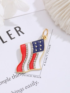 Detailed view of US flag heart pendant showing 4.5cm height and rhinestone inlay