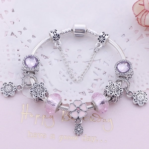 Vintage Ethnic Alloy Crystal Beaded Charm Bracelet For Women Heart Flower Clover Pendants Snake Bone Chain Safety Chain Jewelry Gift For Valentine's Day Graduation
