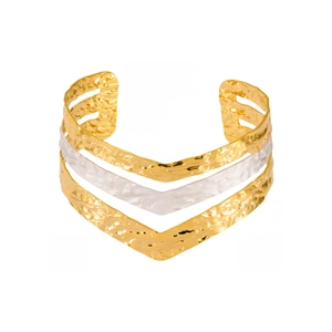 Bracciale rigido a tre strati a forma di V bicolore oro e argento con finitura martellata