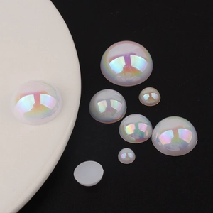 Perles sirène irisées à dos plat de différentes tailles pour bricolage et art de l'ongle