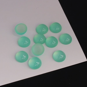 Macro de 11 cabochons en résine verte semi-transparente pour la création de bijoux